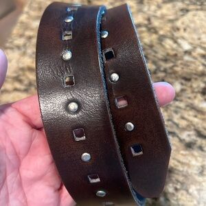 Vintage Genuine leather belt USA size Small/Medium up to 34” down to 26”